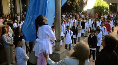 La provincia de Buenos Aires postergó el inicio de las clases - Requisitos para cobrar ayuda escolar anual