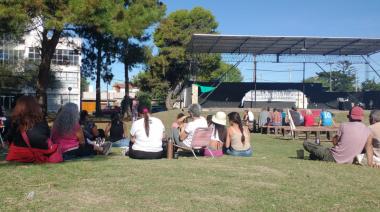 Exalumnos de Comunicación Social consolidan un espacio de participación y debate