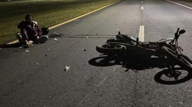 Accidente en la Rotonda de Santa Teresita: una motociclista sufrió golpes menores