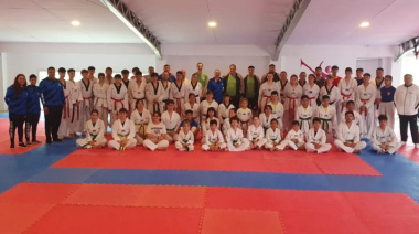 Jóvenes costeros clasificados al Torneo Nacional Clausura de Taekwondo en el CeNARD