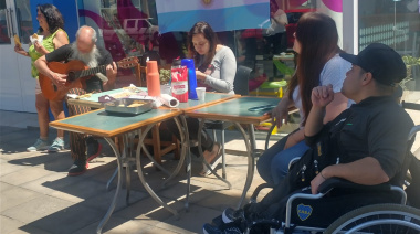 Salud Mental celebró el Día de la Tradición con tortas fritas y comunidad en el Hospital de San Clemente del Tuyú