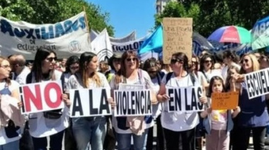 Graves incidentes en Mar del Plata: incendiaron la casa de un menor acusado de abuso y docentes realizaron un paro bajo la consigna “La escuela es un lugar de paz”