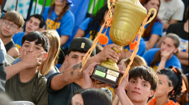 Juan de Jesús acompañó el cierre de la 17ª edición de las Olimpiadas Escolares en Villa Clelia