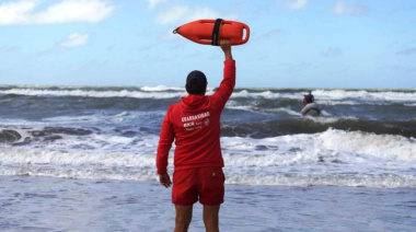 Guardavidas de Pinamar rechazan el 0% de aumento y denuncian fallas graves en la seguridad de playa