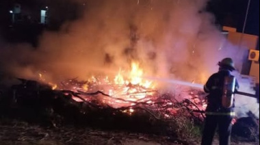 Bomberos intervinieron en Costa del Este y refuerzan la prevención ante el alto riesgo de incendios