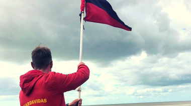 Guardavidas alertan por el estado del mar en Santa Teresita tras varios rescates