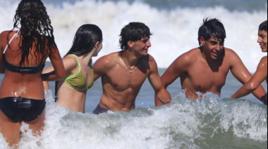 Vacaciones más cortas y consumo medido: el nuevo perfil del verano en la Costa Atlántica