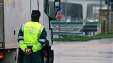 Conducía en zig-zag por la Ruta 11 y dio 2,26 de alcohol en sangre