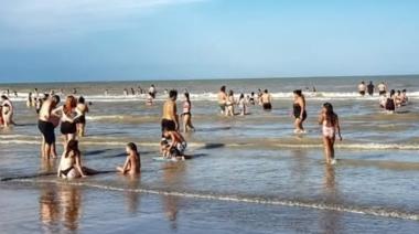 Rescate extremo en el mar permitió salvar a siete personas en el balneario La Cangreja