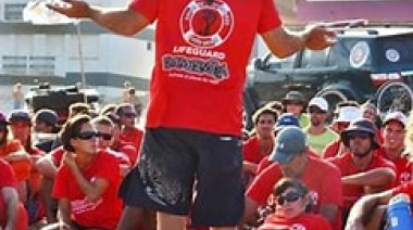 Guardavidas de Villa Gesell cuestionan al Ejecutivo por notificaciones de vacaciones con un día de anticipación