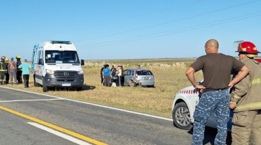 Tres heridos tras un choque entre dos autos en la Ruta 11