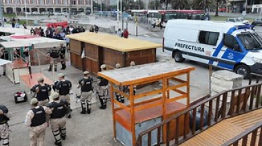 Demolieron la Feria de la Bristol y más de 200 familias quedaron sin su fuente de trabajo