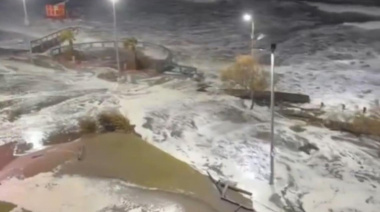 Temporal azota la Costa Atlántica: inundaciones, evacuados y alerta por fuertes vientos
