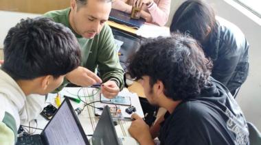 Estudiantes de Dolores desarrollan una huerta automatizada y llevarán el proyecto a Decisión Niñez y la Feria de Ciencias