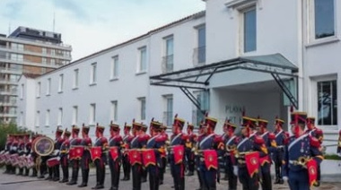 La Banda Militar Tambor de Tacuarí se presentará en Pinamar con desfile y concierto gratuito