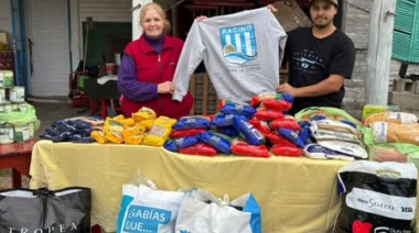 Racing de La Costa reunió alimentos y nueve bolsones de ropa para un merendero local