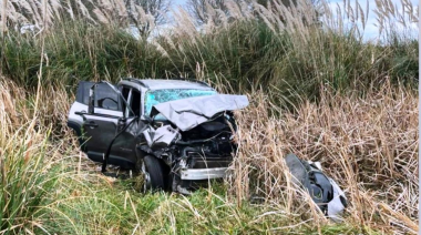 Una mujer murió y otras tres personas resultaron heridas tras un vuelco en la Ruta 11