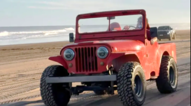 Murió un hombre de 35 años tras volcar con un Jeep en una zona de médanos
