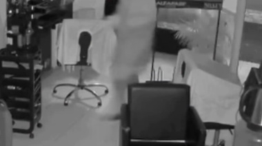 Quedó todo Grabado: Entraron a robar En Una Peluquería de San Bernardo