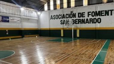 Fomento San Bernardo inauguró la primera cancha de parquet del Partido de La Costa