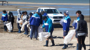 El plástico vuelve a ser el principal residuo en las playas bonaerenses