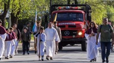 Santa Teresita celebra sus fiestas patronales con una procesión y misa central