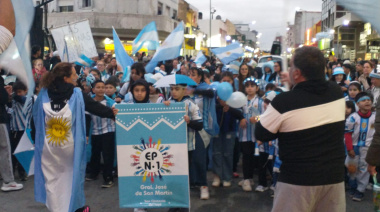 San Clemente del Tuyú volvió a demostrar la fuerza de su comunidad con un multitudinario desfile institucional