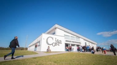 “Artes de Fuego del Mar”: llega una nueva exposición internacional al Espacio Multicultural de Mar de Ajó
