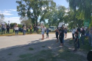 Vecinos de San Clemente del Tuyú se reúnen con Daniela Gimenez por la seguridad en Barrio Talas Sur