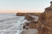 Apuntan contra el municipio de Mar del Plata tras el derrumbe del acantilado que causó la muerte de un turista español