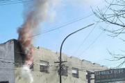 Momentos de tensión por un incendio en un hotel de Mar de Ajó