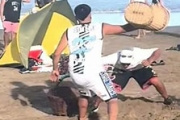 Batalla entre vendedores de churros en Villa Gesell: golpes, corridas y tres arrestados