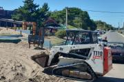 Reacondicionan las bajadas a la playa en San Clemente por la acumulación de arena