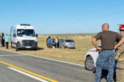 Tres heridos tras un choque entre dos autos en la Ruta 11