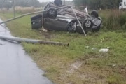 Volcó una camioneta en Ruta 11 cerca de Lucila del Mar y un hombre resultó gravemente herido