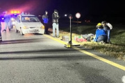 Dos heridos leves tras un choque entre un auto y una moto en Ruta 11