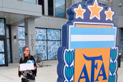 La Torta Argentina de Dolores llegó a la mesa de la Scaloneta para celebrar el Día de la Independencia