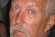 Solicitan colaboración para encontrar a un hombre de 71 años desaparecido en Las Toninas