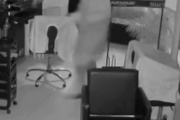 Quedó todo Grabado: Entraron a robar En Una Peluquería de San Bernardo