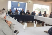 Kicillof acelera el armado para 2027, pero el desembarco en La Costa dejó preguntas abiertas