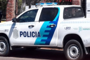 Una pelea entre dos alumnas a la salida de una escuela de Santa Teresita quedó registrada en video