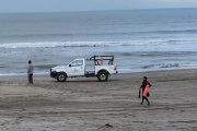 Hallaron un cuerpo en la playa de Las Toninas y buscan establecer su identidad