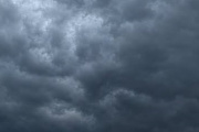 Emitieron una alerta amarilla por tormentas fuertes para este jueves en La Costa